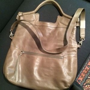 Foley and Corinna mid city tote in Fog